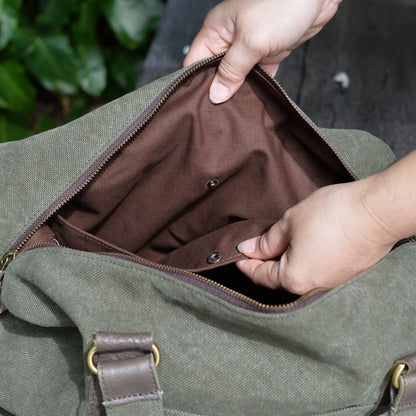 Small weekend bag