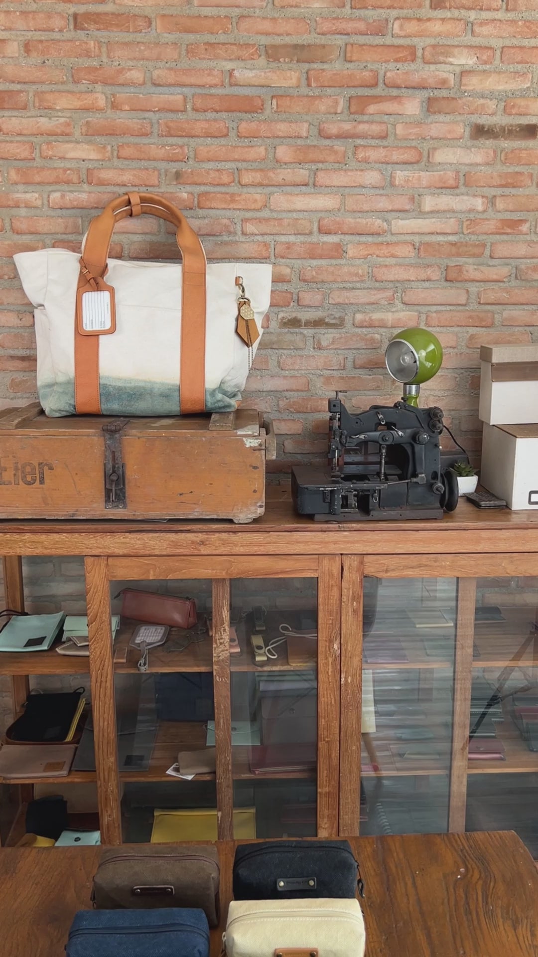 Box shape case video